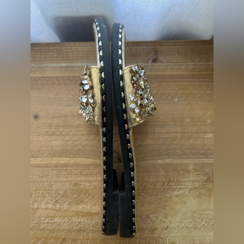 Wild Diva Lounge Sparkly Band Slip on Slide Sandal in Gold Size 6.5 - Picture 7 of 8